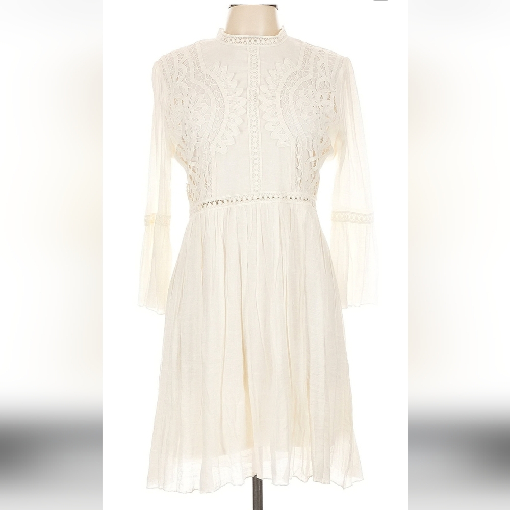 J. Gee Elegant White Lace Women's Long Sleeve Dress
